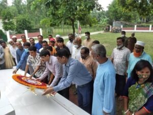 ড ওয়াজেদ মিয়ার সমাধিতে রংপুরের নবনিযুক্ত জেলা প্রশাসকের শ্রদ্ধা